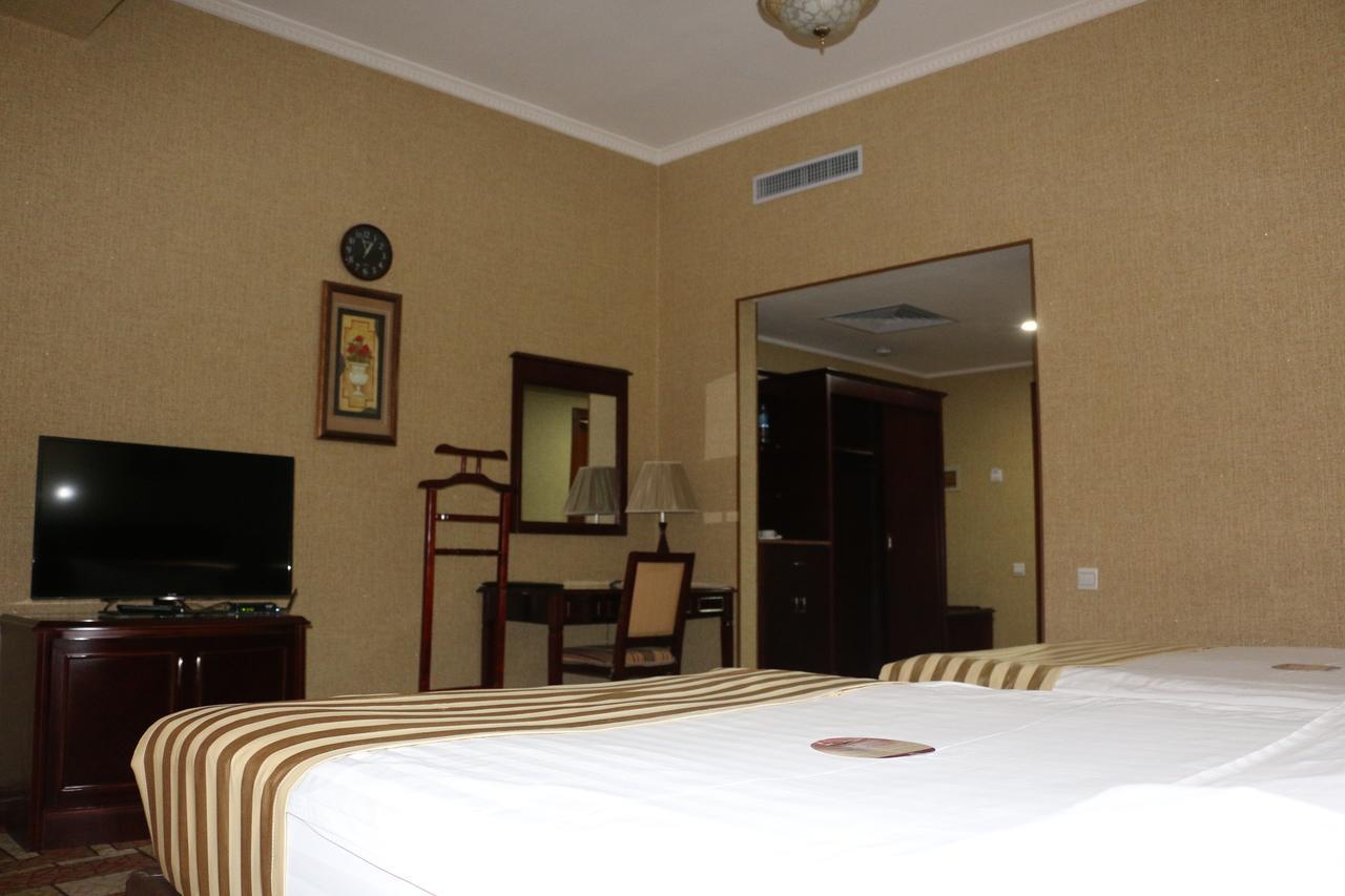 Asia Grand Hotel Duşanbe Dış mekan fotoğraf